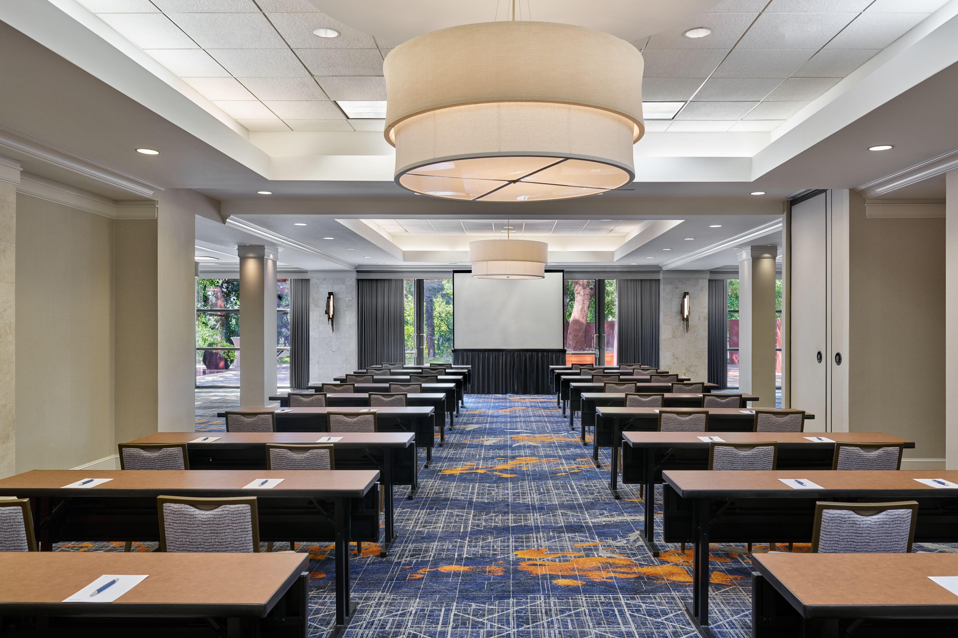 Downright Austin, A Renaissance Hotel