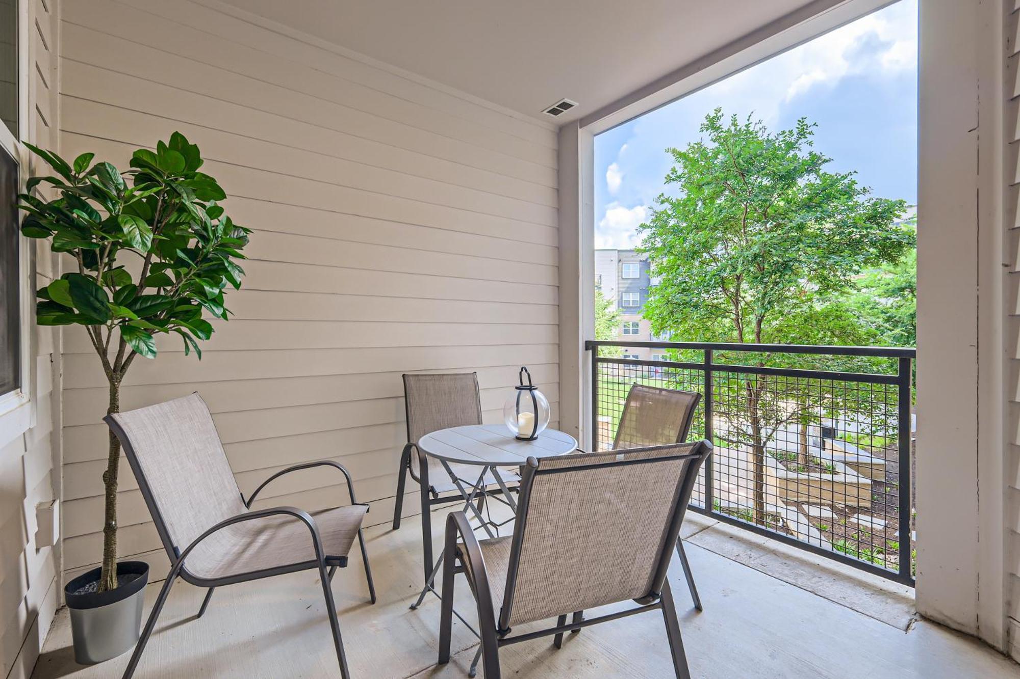 Apartment Cozy 2-bedroom In Lovely *