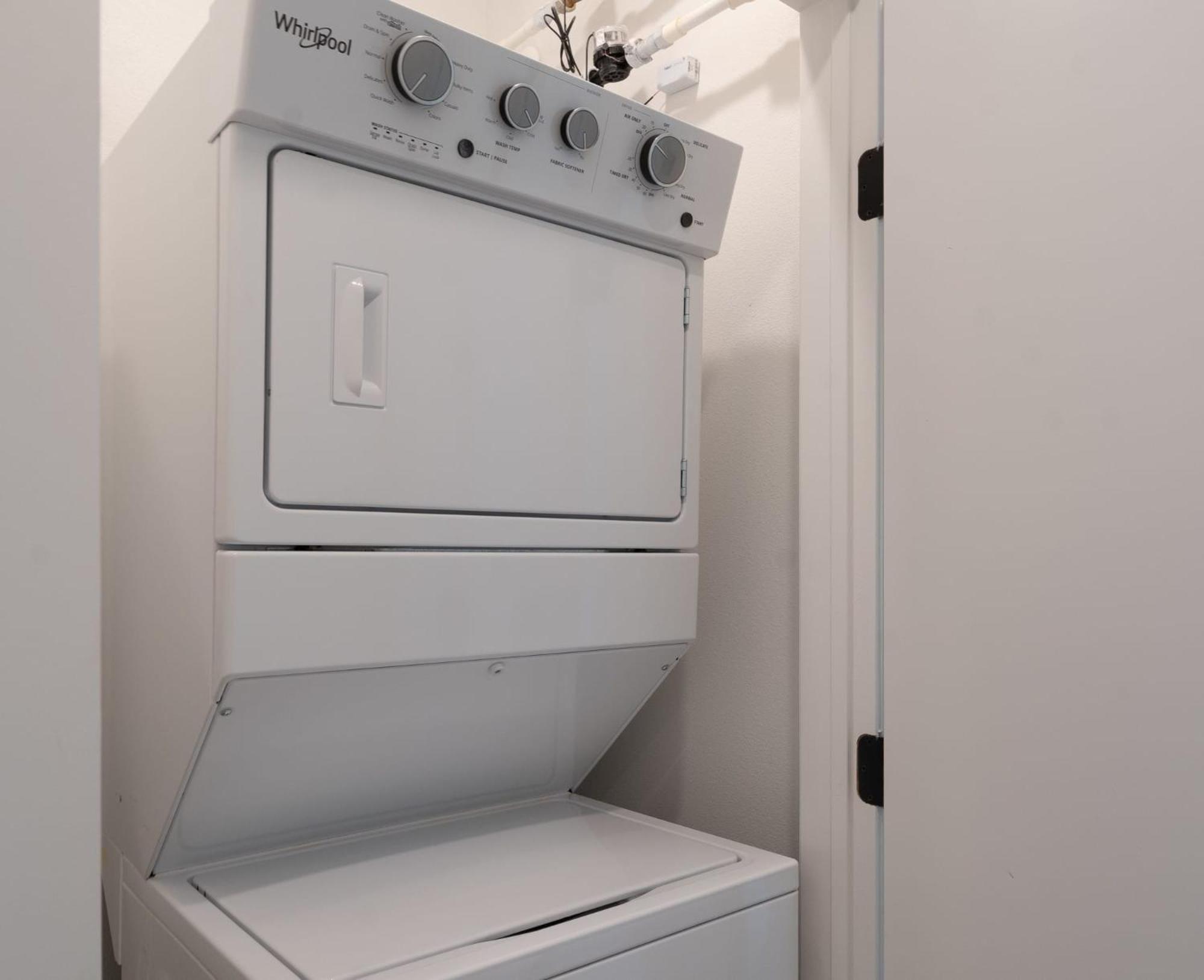 Eqr Weaver Apartment