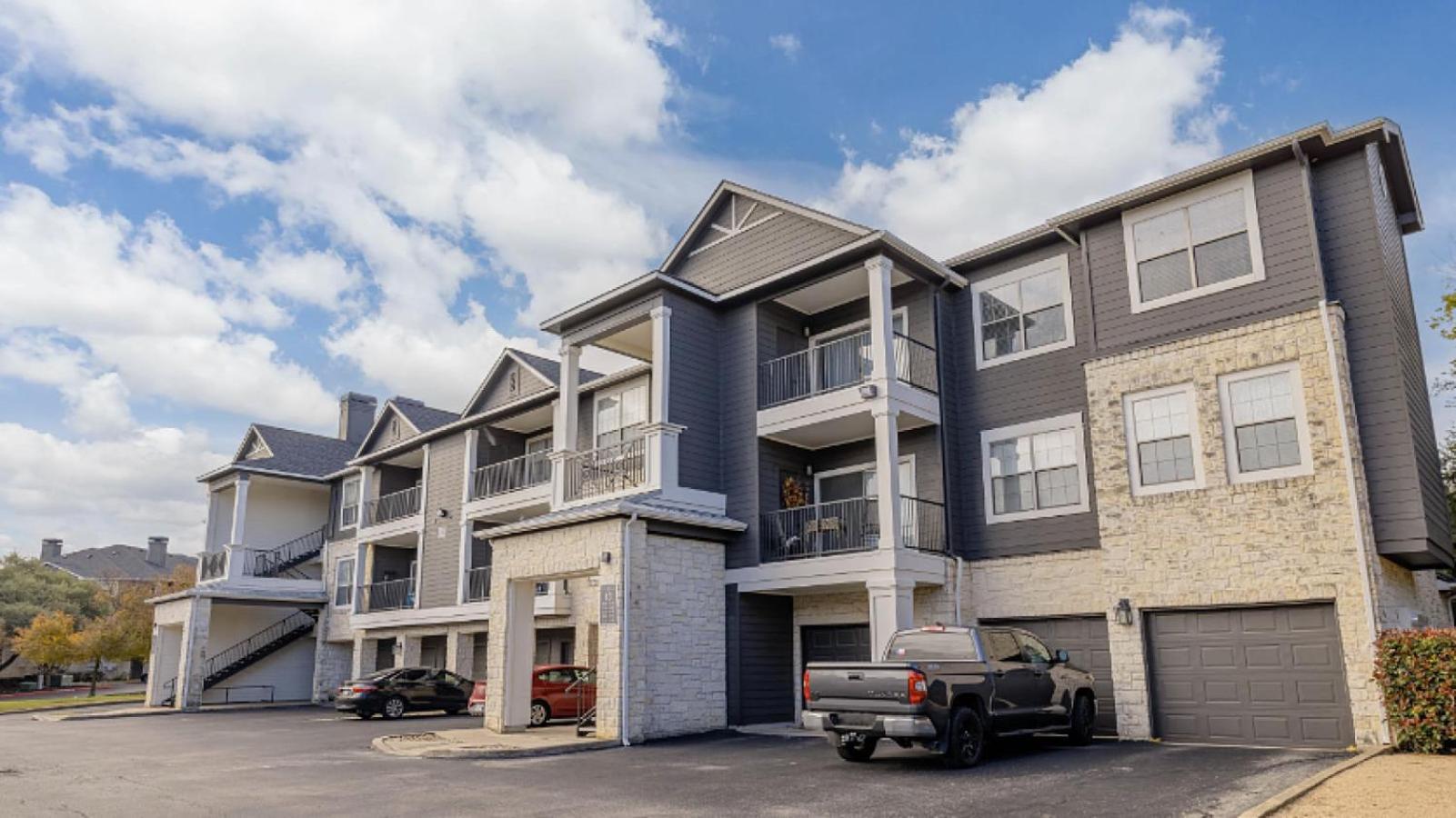 Apartment Landing At Preserve At Rolling Oaks - 1 Bedroom In Rolling Oaks *