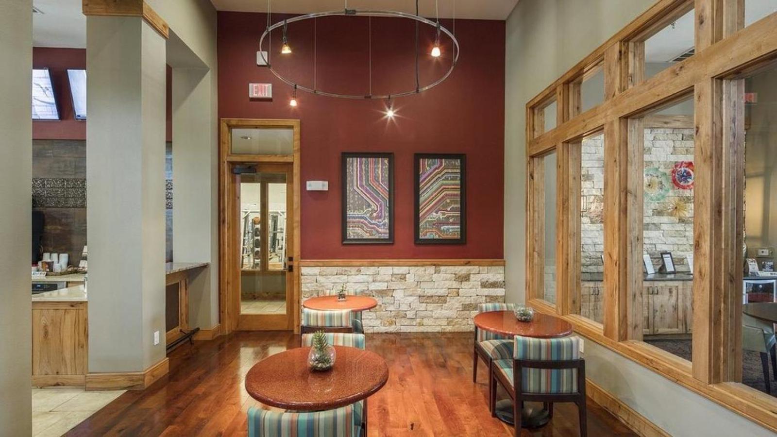 Landing At Bridge At Southpark Meadows - 2 Bedrooms In Slaughter Creek * Austin