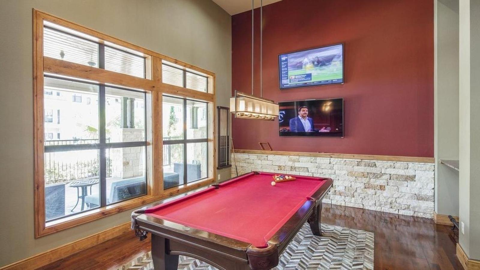 Landing At Bridge At Southpark Meadows - 2 Bedrooms In Slaughter Creek