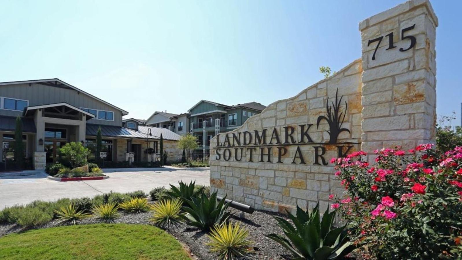 Landing At Bridge At Southpark Meadows - 2 Bedrooms In Slaughter Creek