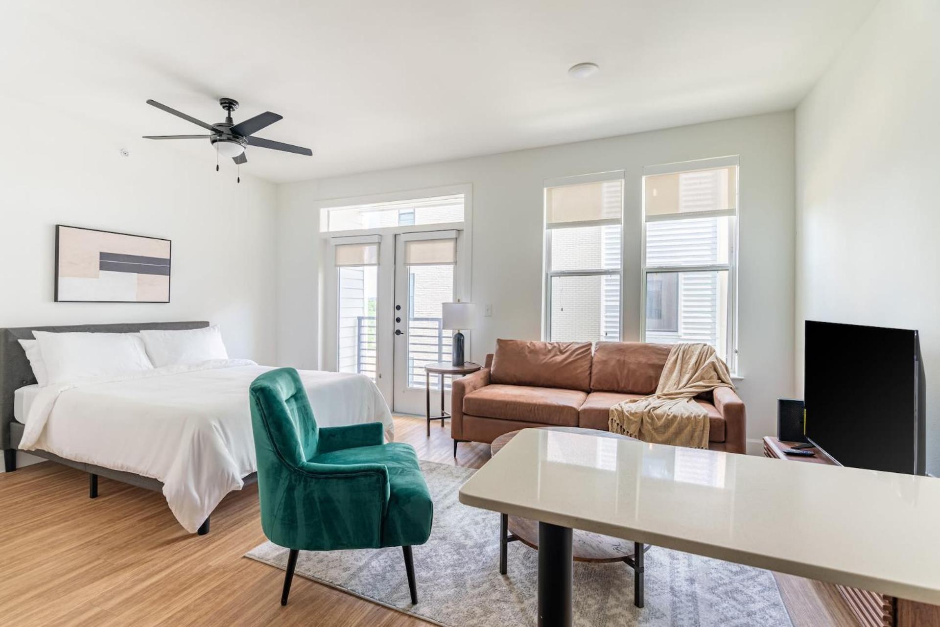 Eqr Weaver Apartment *