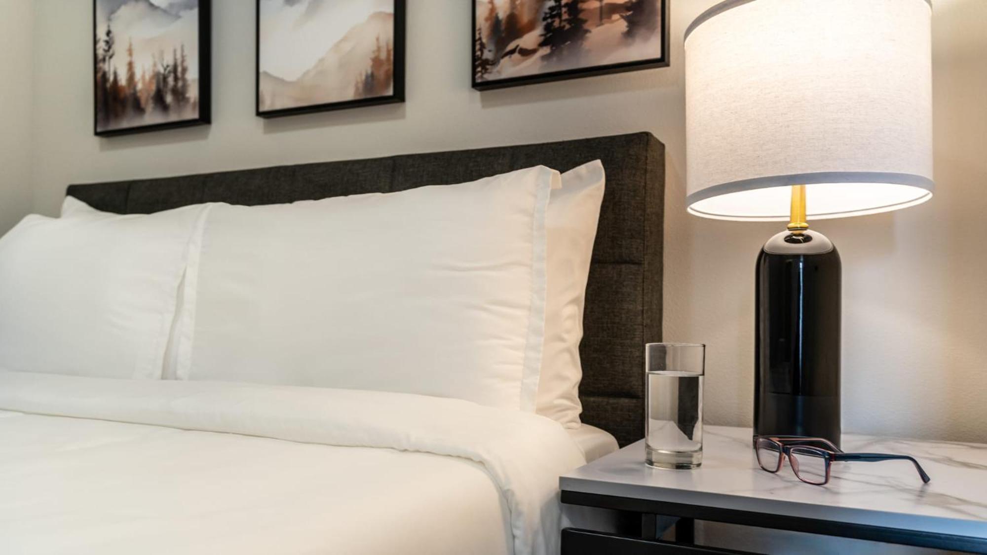 Apartment Stylish Downtown With Gym And Pool Access Austin