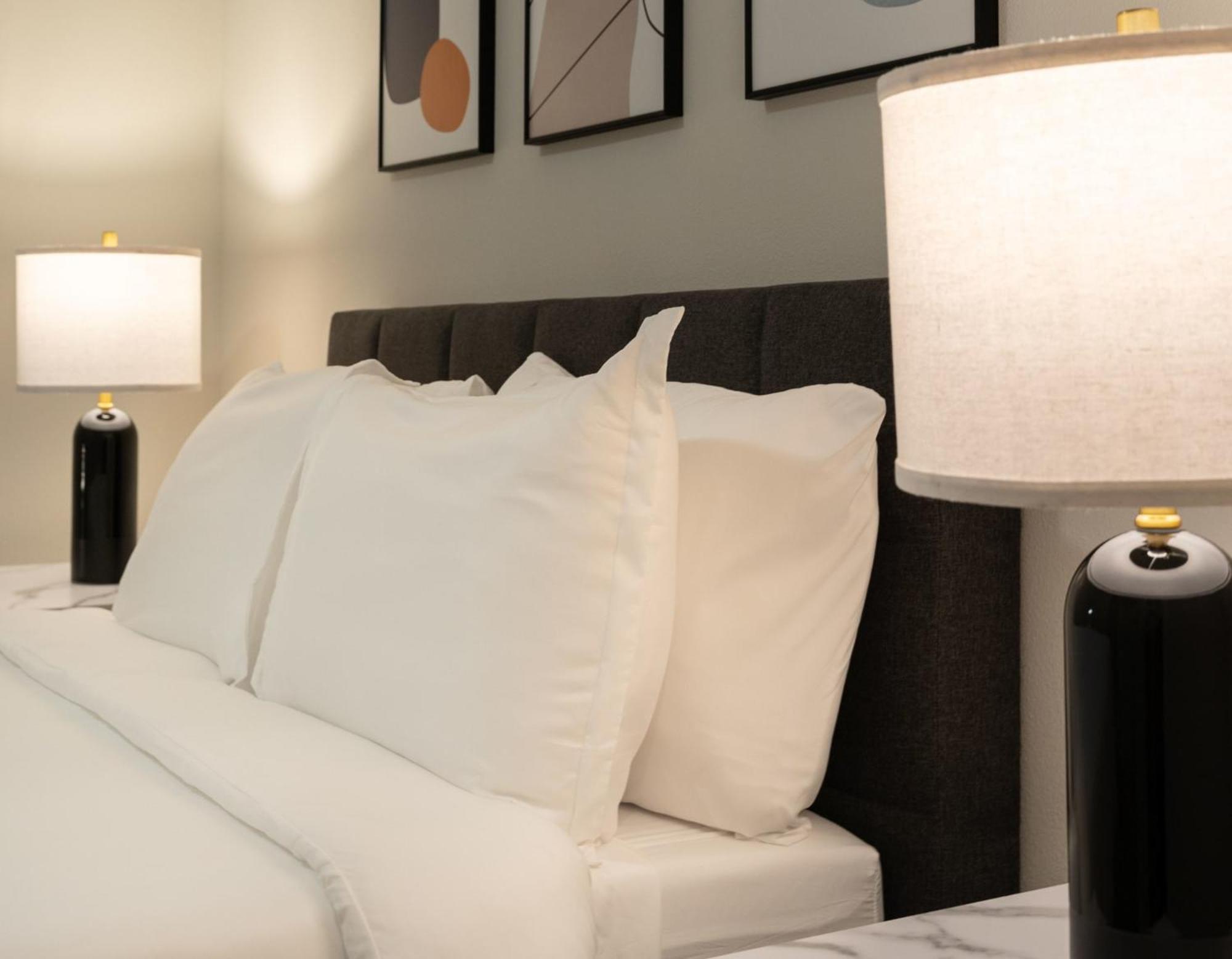 Apartment Stylish Downtown With Gym And Pool Access *