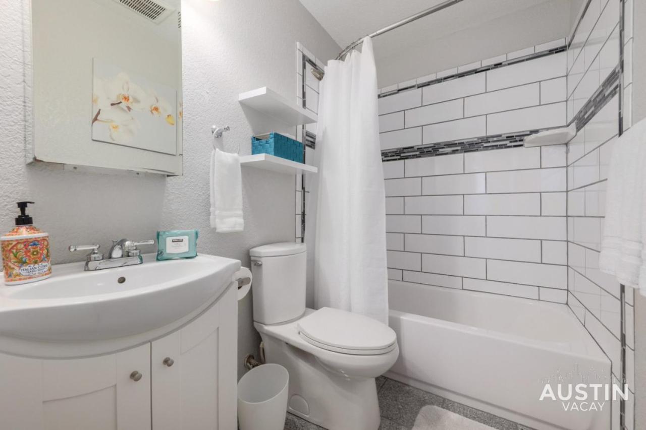 2 Miles To Dt Updated Pet-friendly For Four