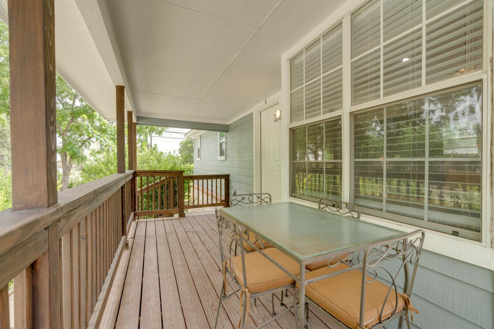 Retreat With Patio And Grill, 6 Mi To Downtown! Holiday home Austin