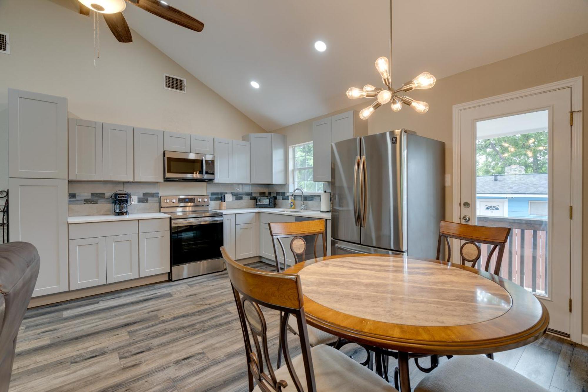 Retreat With Patio And Grill, 6 Mi To Downtown! * Austin