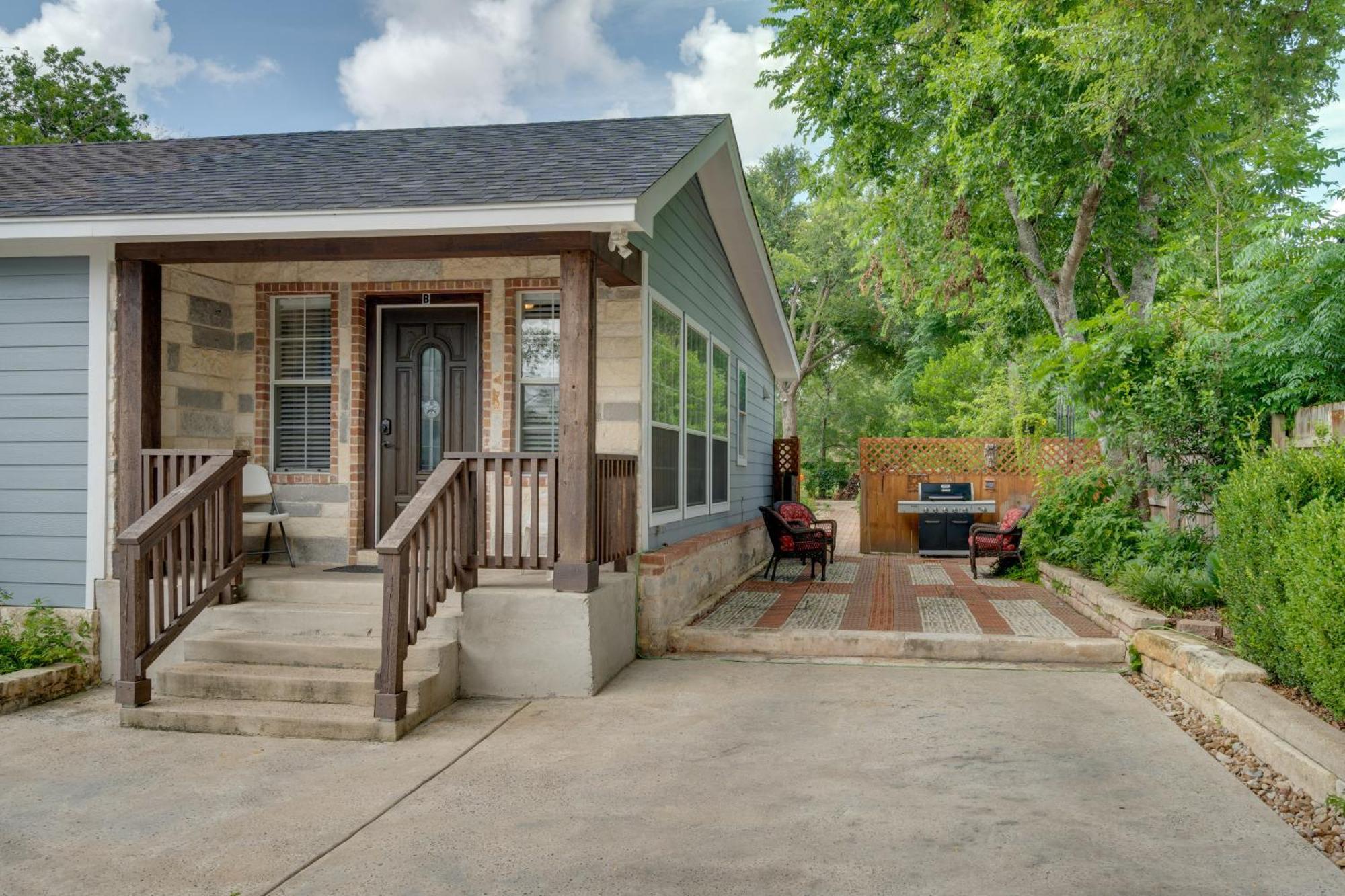 Holiday home With 2 Patios And Grill 6 Mi To Downtown