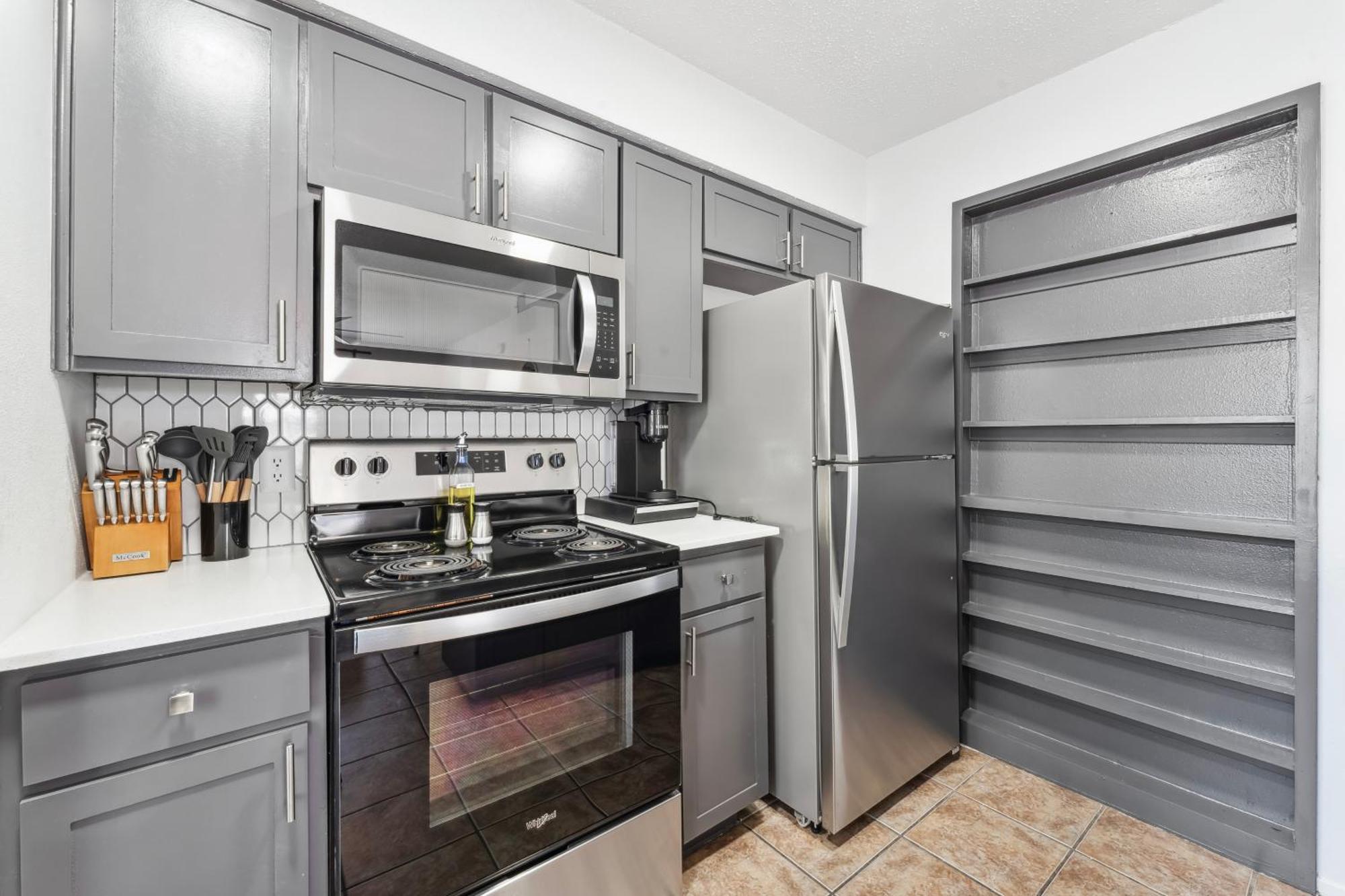 Apartment Prime East Downtown 1br Cozy Next To Bars And Restaurants *