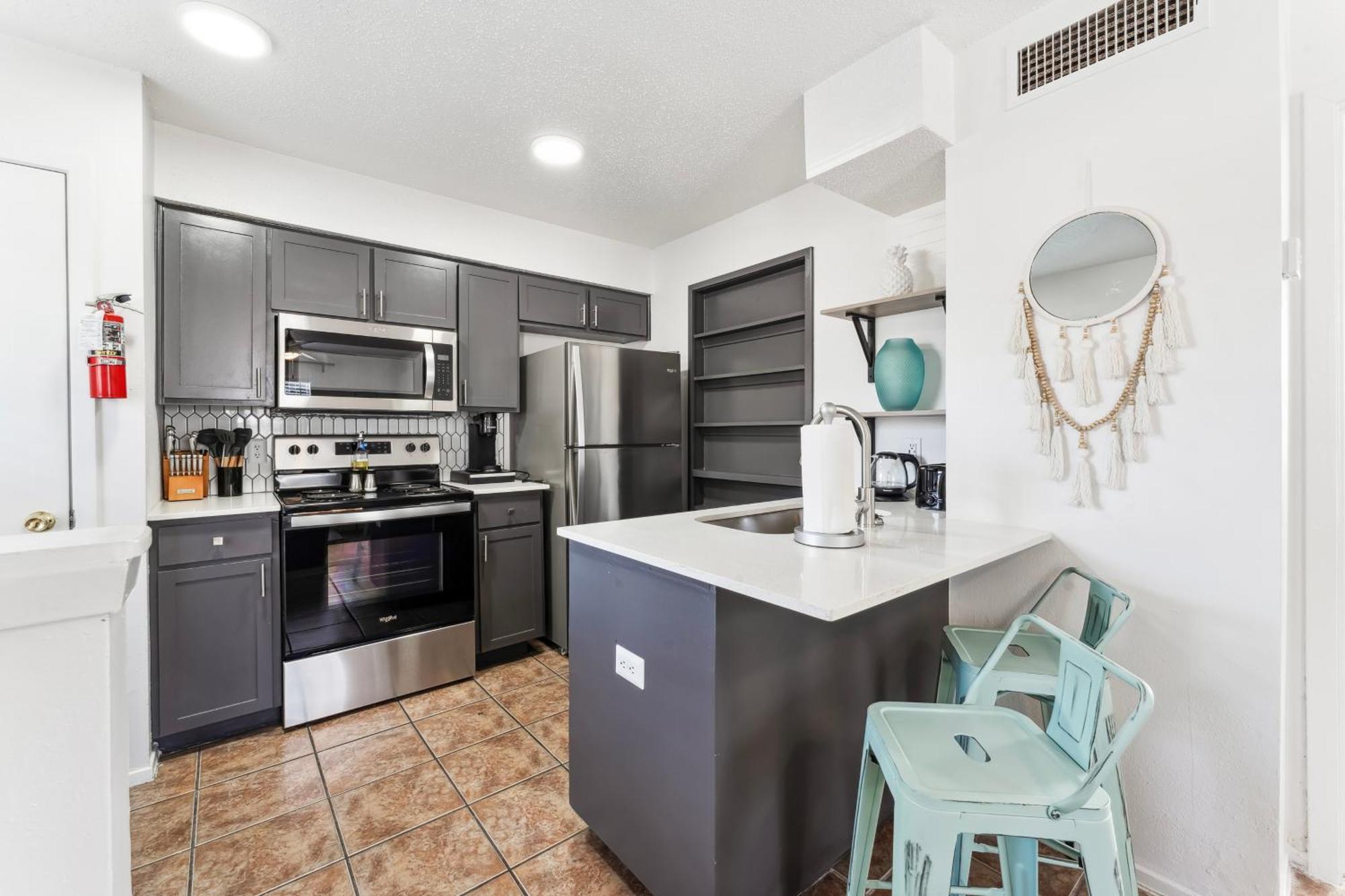 Prime East Downtown 1br Cozy Next To Bars And Restaurants Apartment
