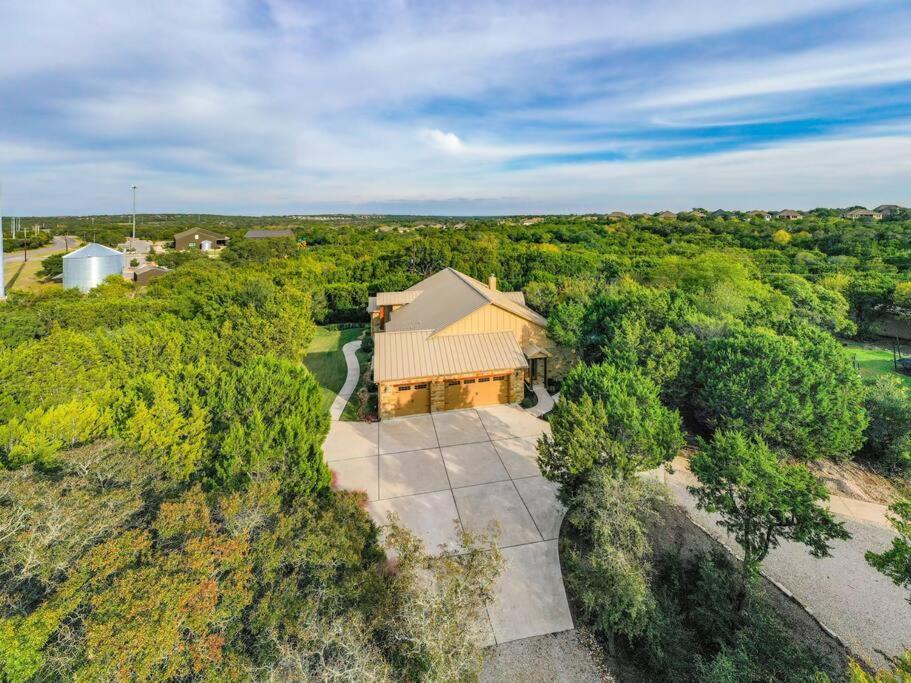 Hill Country 5 Acre Ranch With Pool And Hill Country Views! Holiday home *