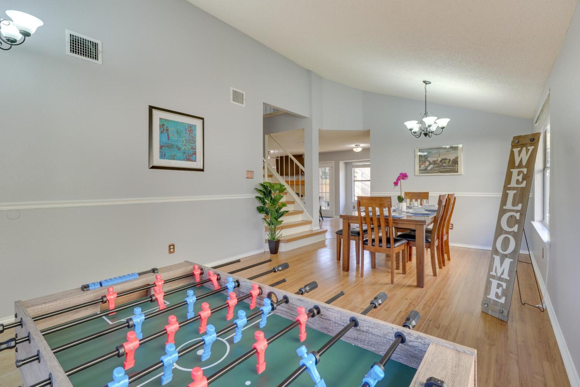 Vacation With Yard About 14 Mi To Downtown Holiday home Austin