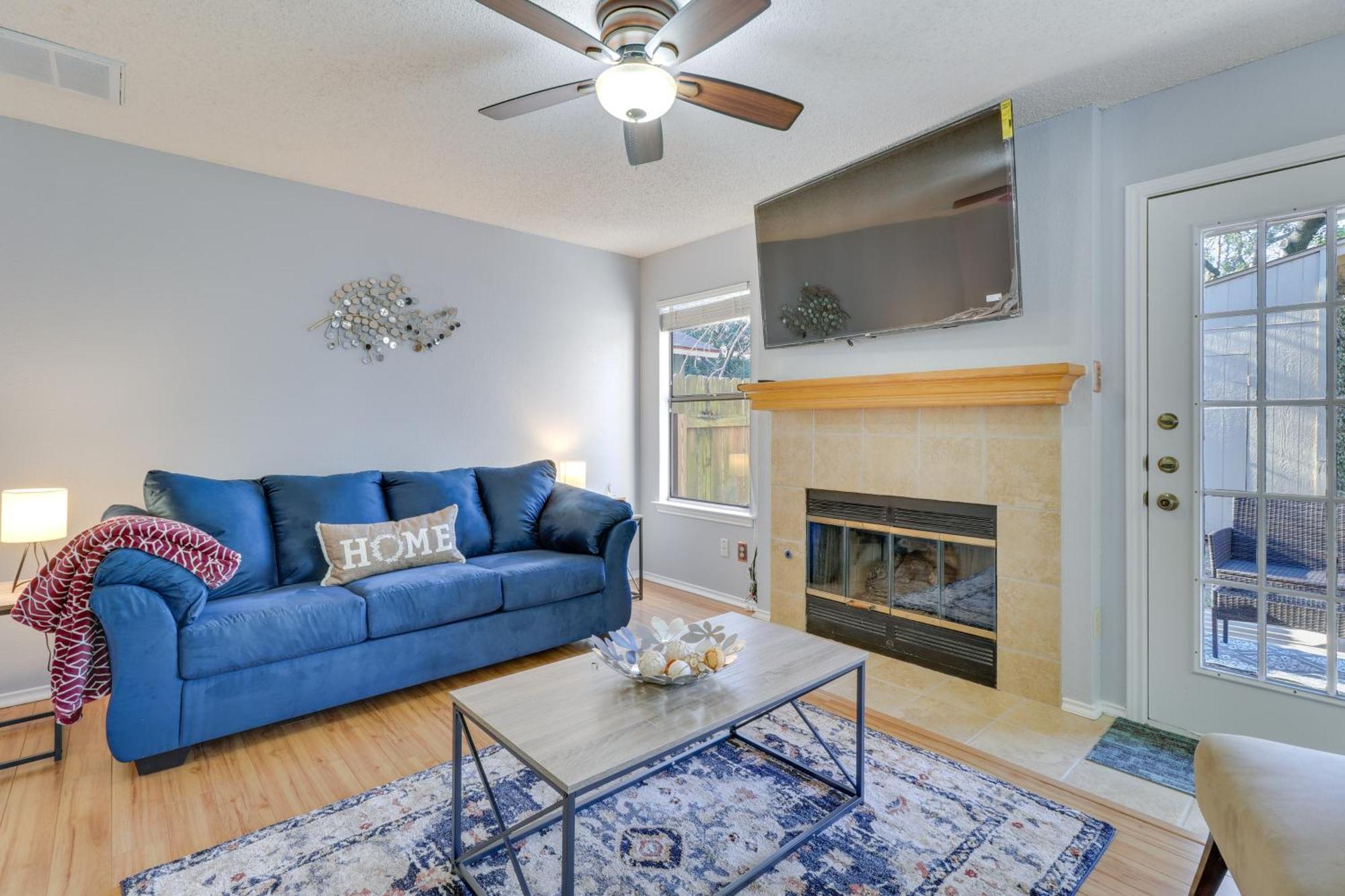 Holiday home Vacation With Yard About 14 Mi To Downtown *
