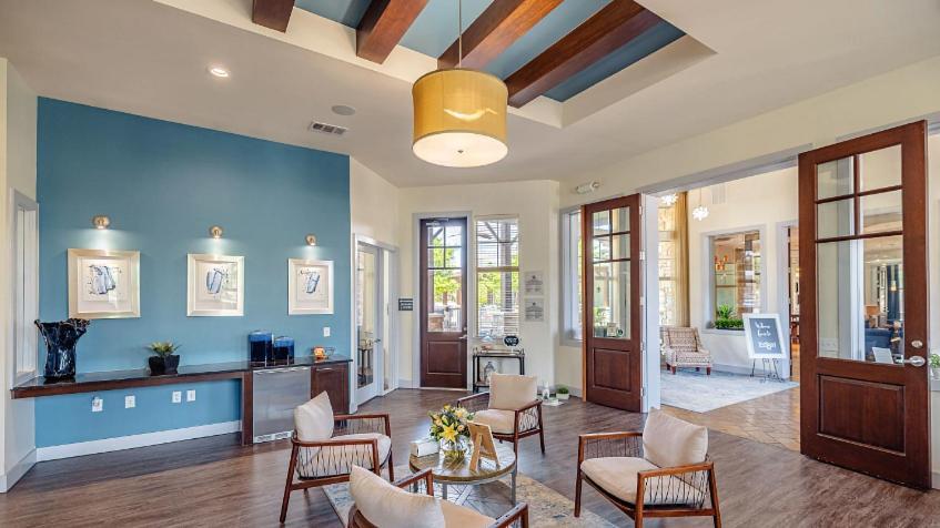 Apartment Landing At Bridge At Indigo - 2 Bedrooms In Avery Ranch Lakeline *