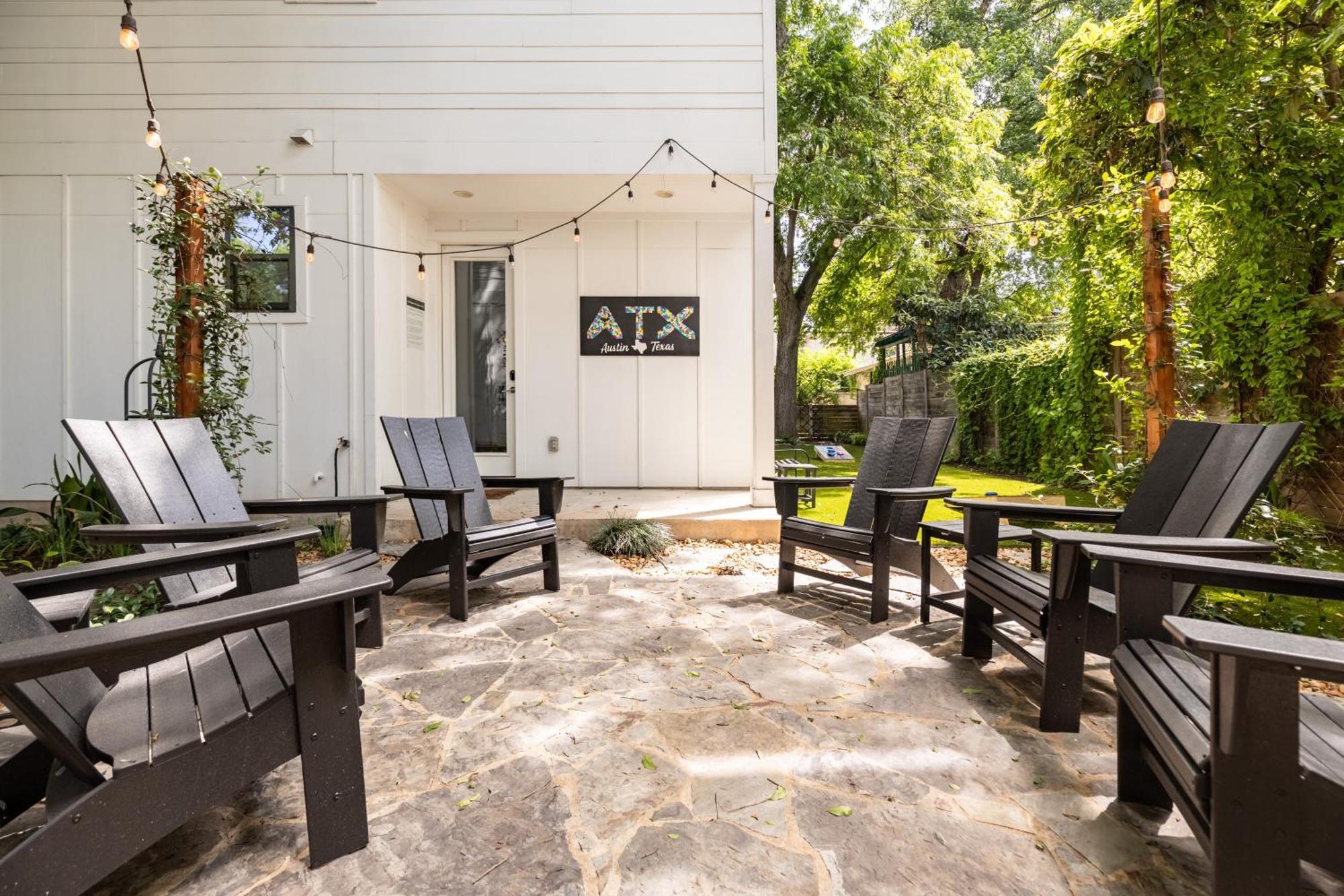 Downtown Mini Mansion - Walk To Rainey Holiday home *