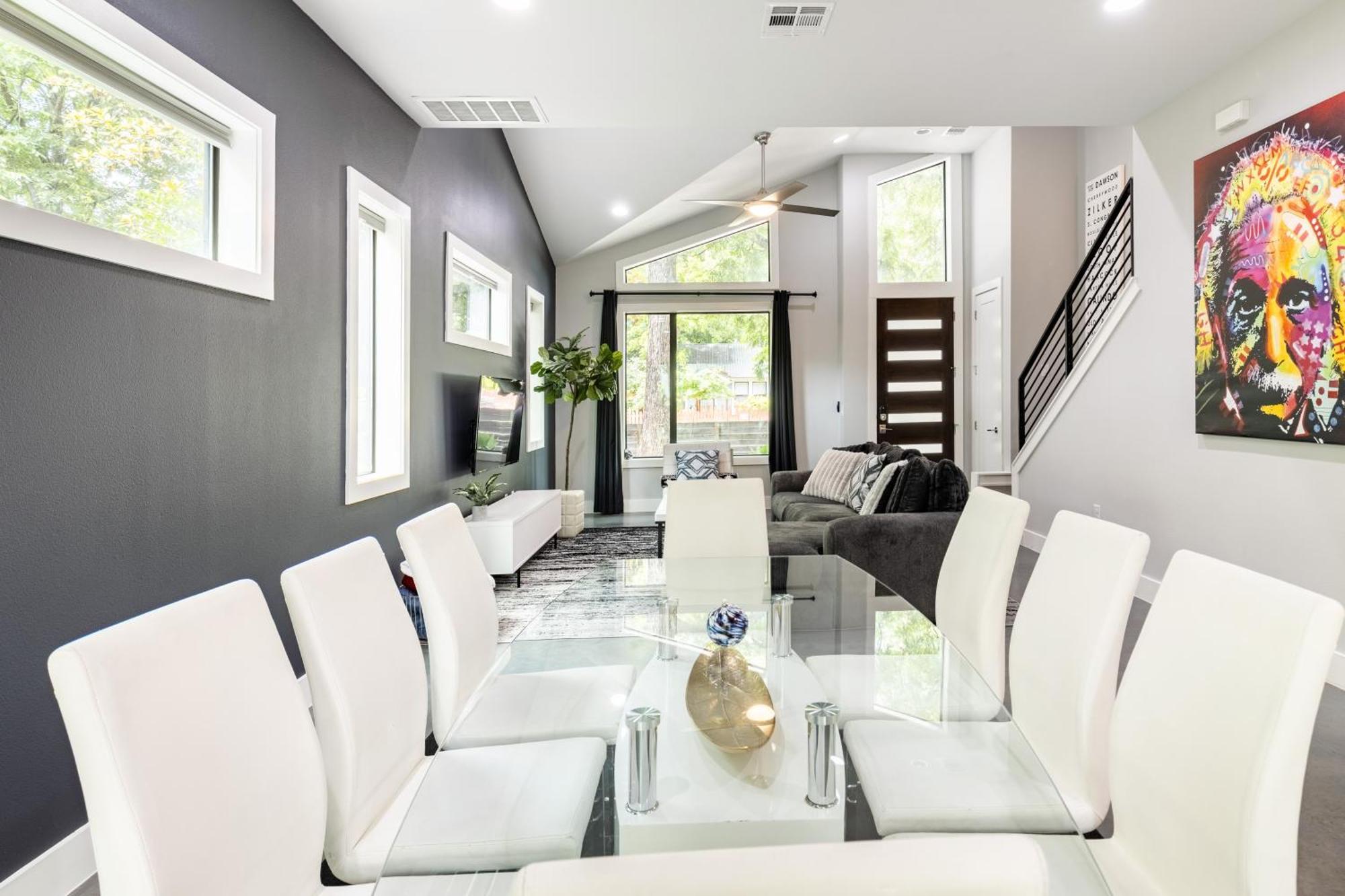 Holiday home Downtown Mini Mansion - Walk To Rainey *