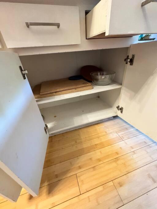 2 Bed With Pool And Creek Views Near Congress Ave * Austin