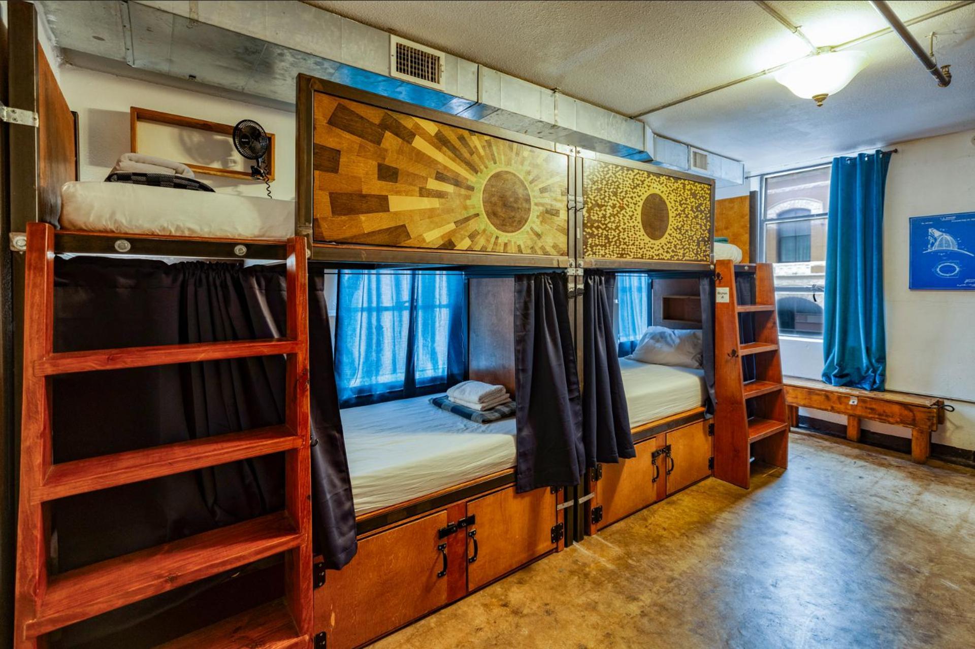 Firehouse (adults Only) Hostel Austin