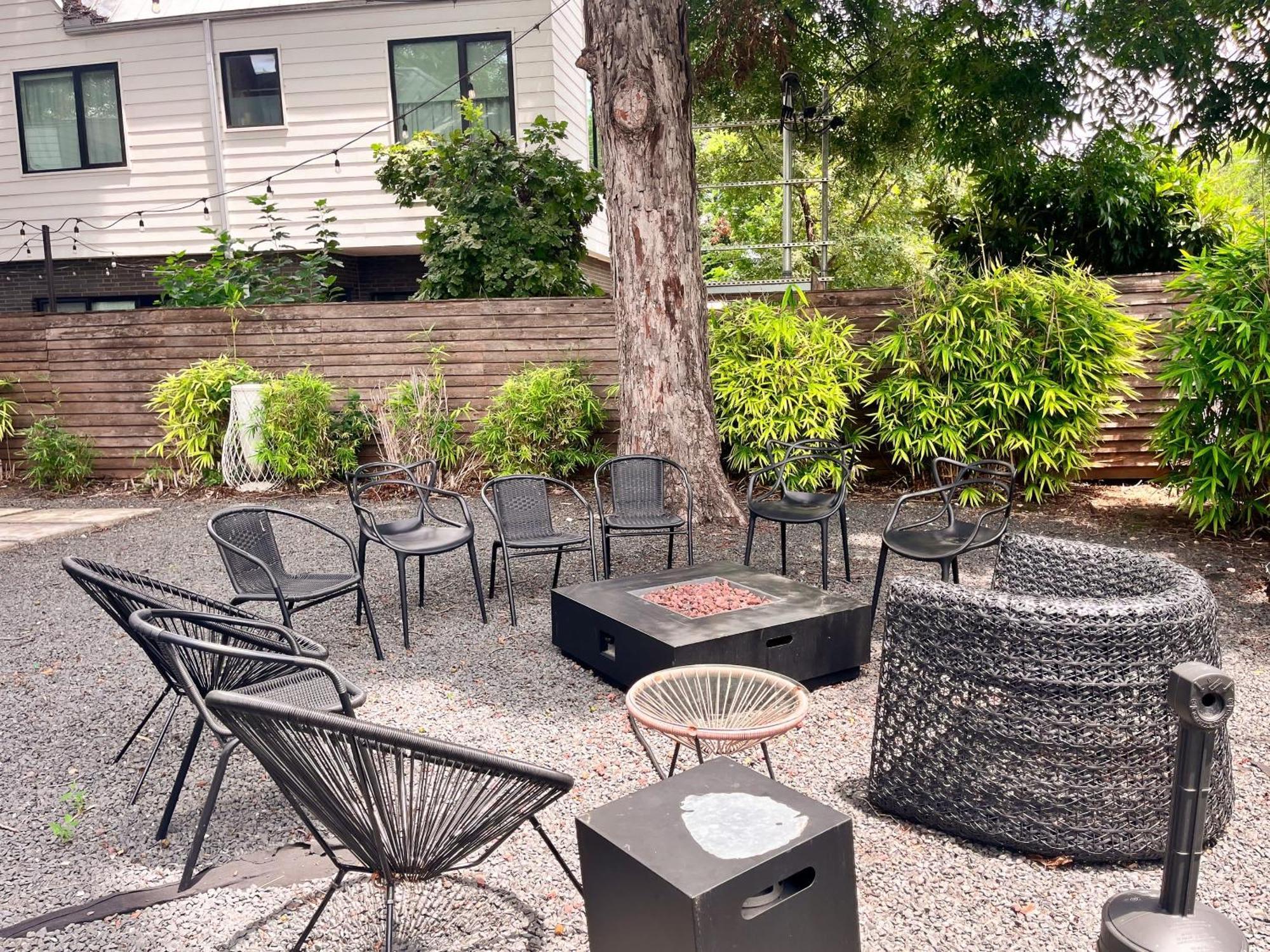 Massive Compound 20 Beds - Rainey St - 6 Min Walk Holiday home Austin