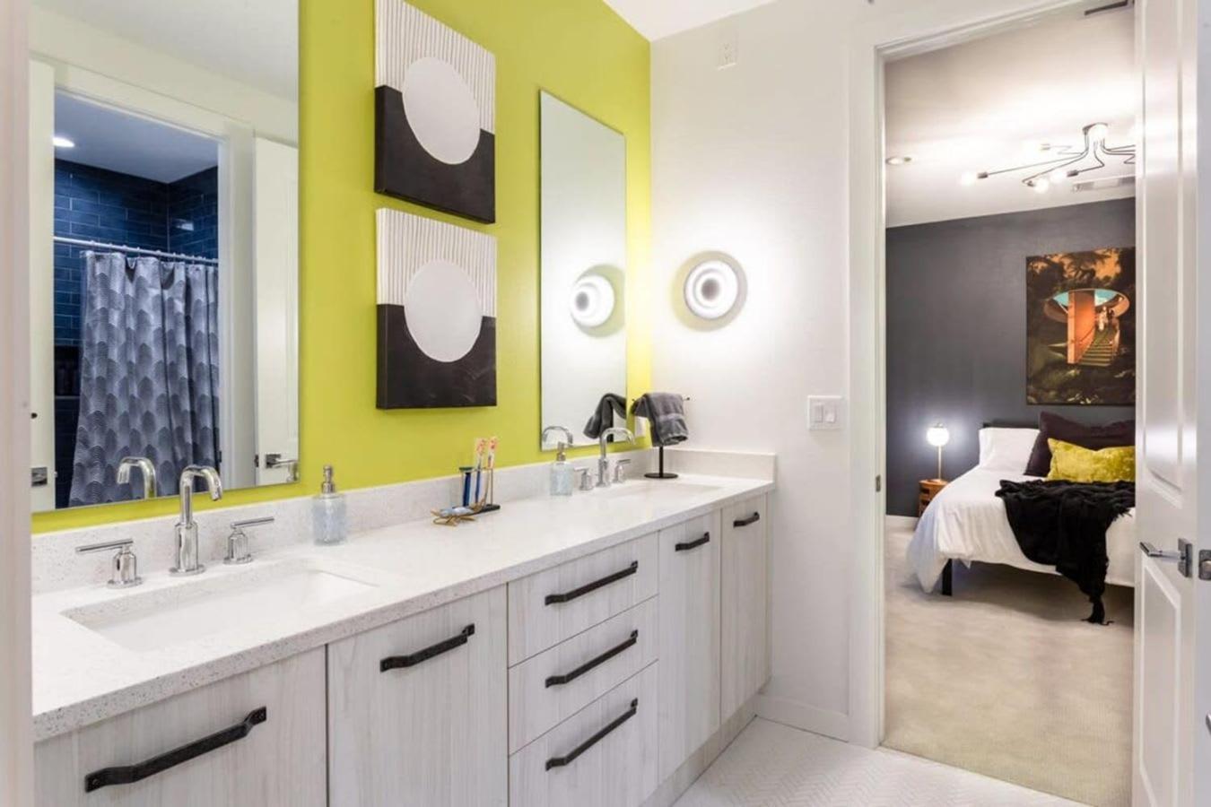 Two-house Private 10br Compound - Dt 6 Min Drive * Austin