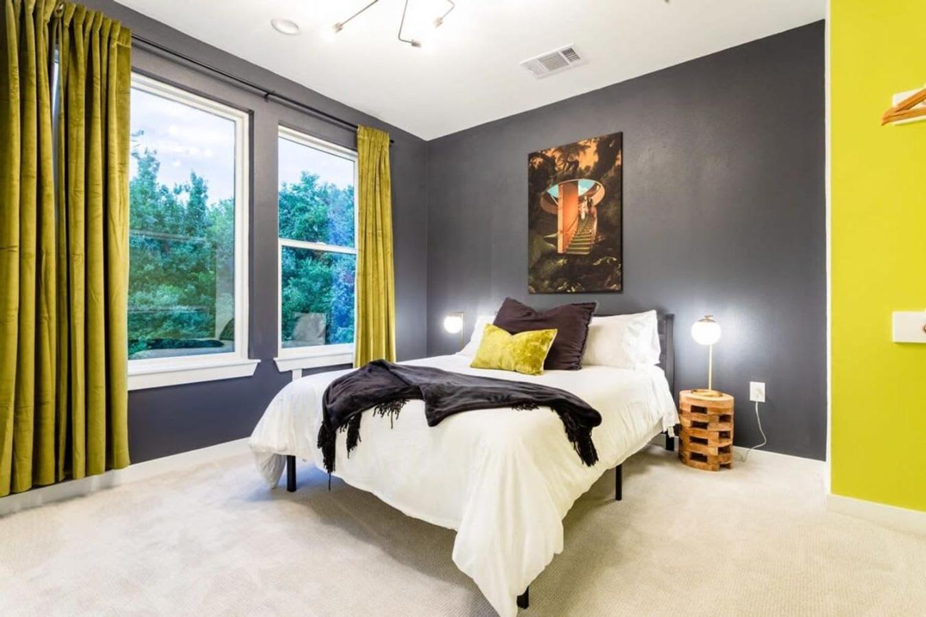 Two-house Private 10br Compound - Dt 6 Min Drive * Austin