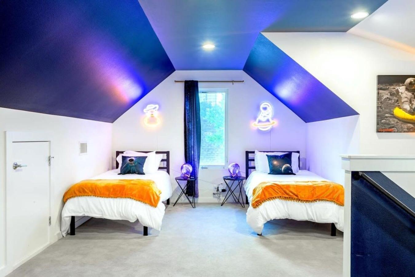 Hot Tub Club - Rainey Street - 6 Min Walk * Austin