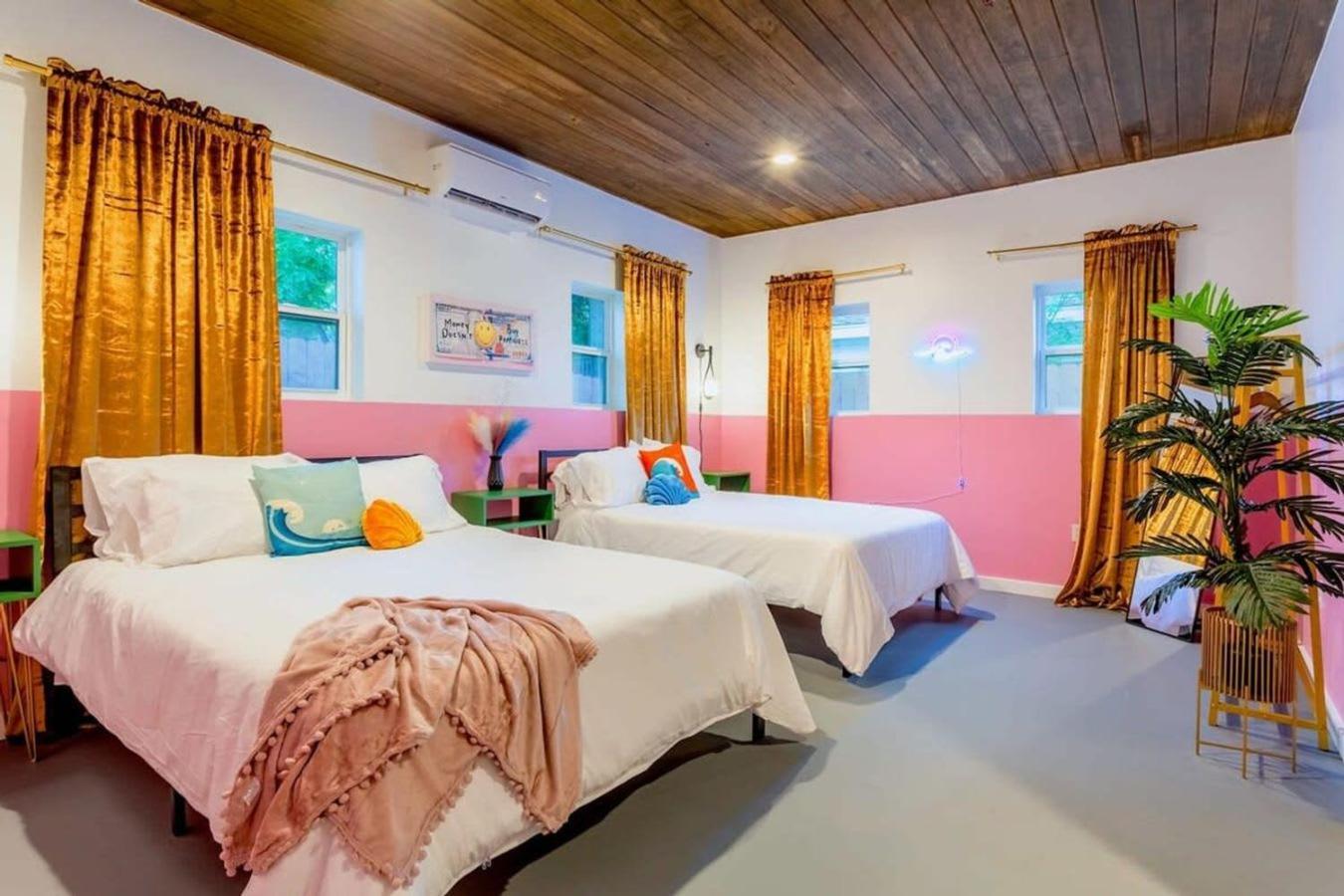 Hot Tub Club - Rainey Street - 6 Min Walk