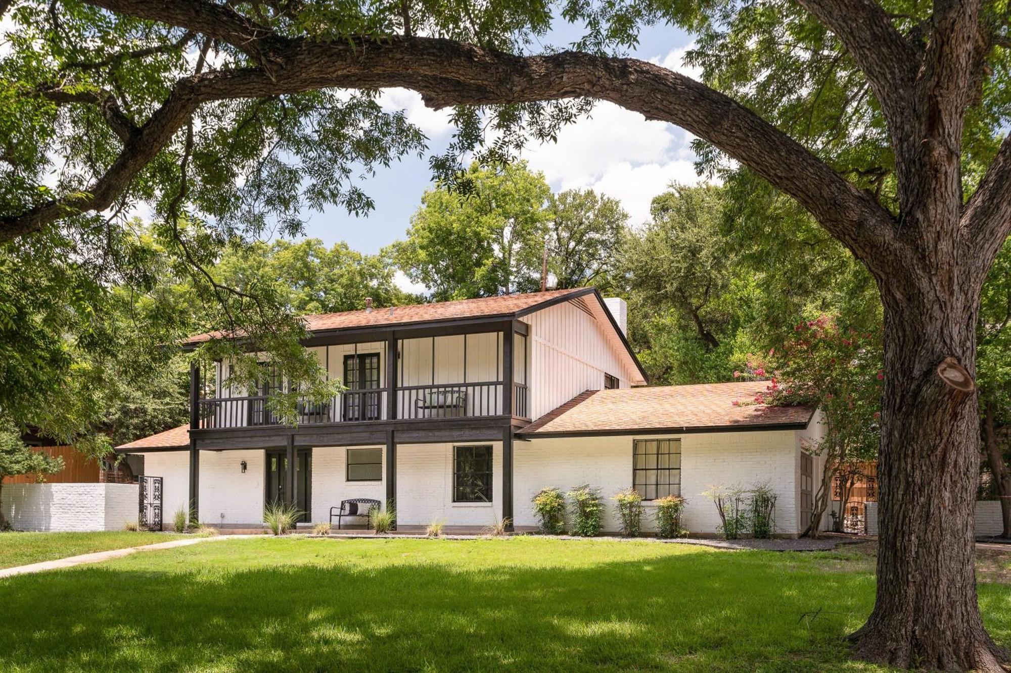 Upstay - Multiple Patio Decks Fenced-in Yard Bbq *