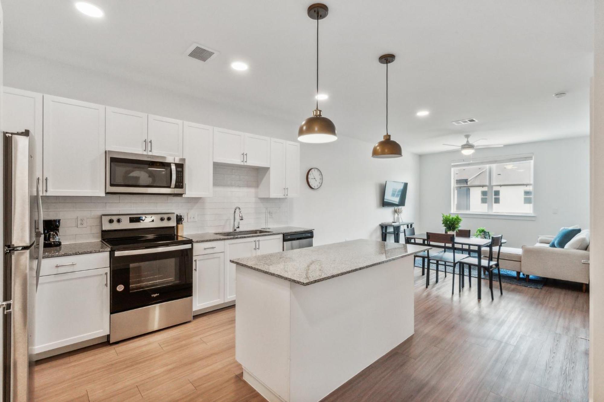Spectra Parks 7310, Stunning Oasis Apartment