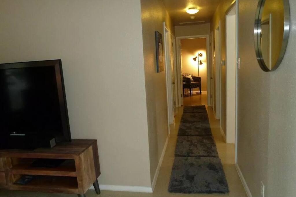 3br Pet Friendly With Big Yard *