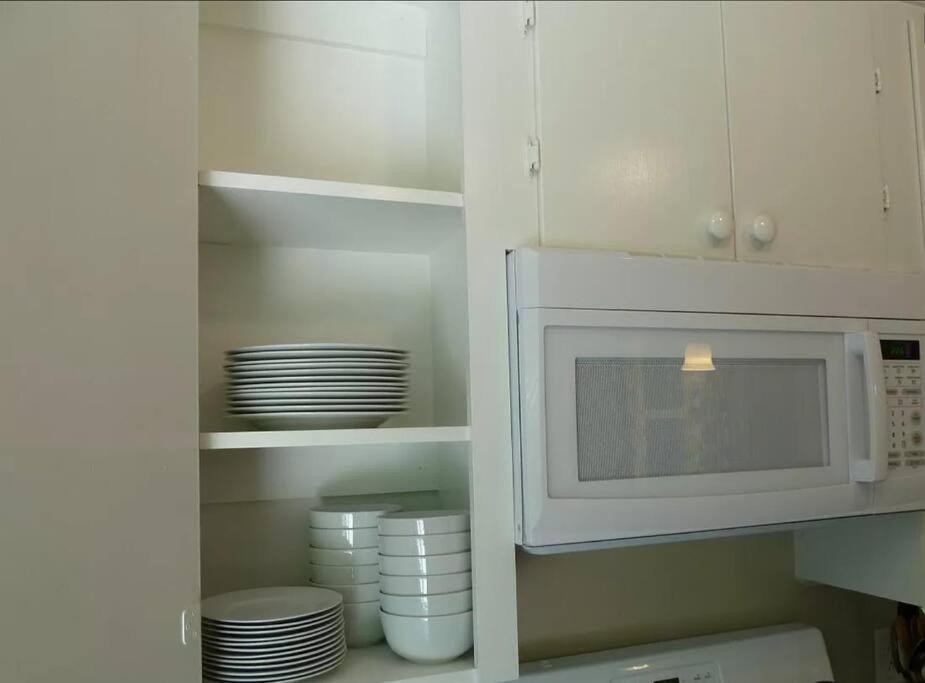 3br Pet Friendly With Big Yard *