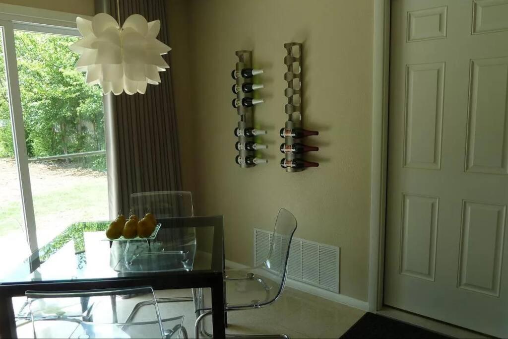 3br Pet Friendly With Big Yard Holiday home *