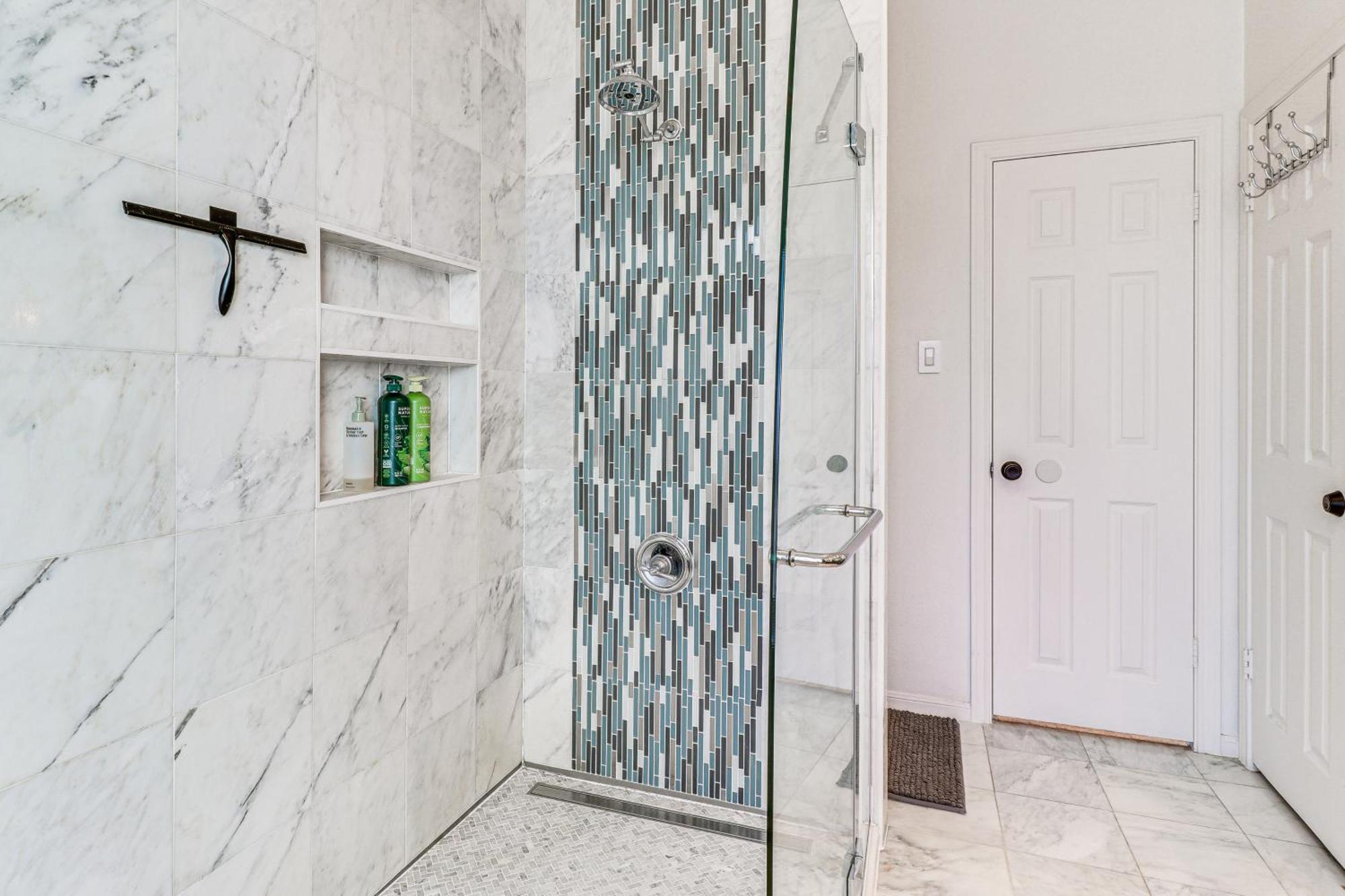 Lovely With Deck And Greenbelt Access! * Austin