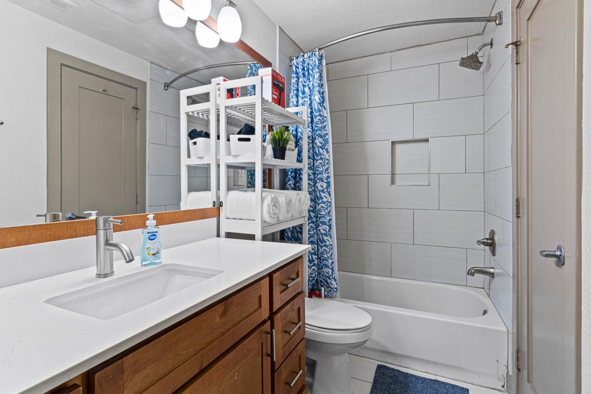 1br Haven:pool/gym/free Wi-fi/ Walk To Shops * Austin