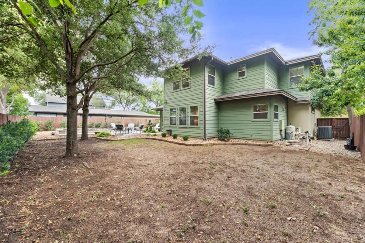South With A Pool Holiday home Austin