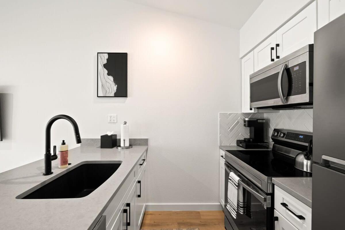New Luxury Zilker & Barton Springs Holiday home Austin