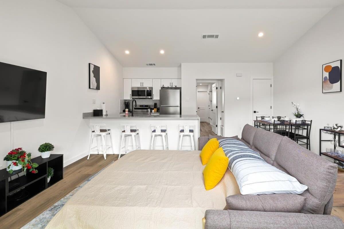 Holiday home New Luxury Zilker & Barton Springs *