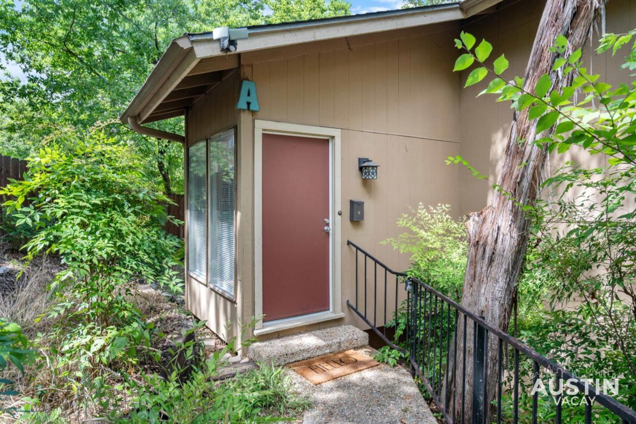 Comfortable Living In Atx With Private Deck And Office Holiday home Austin