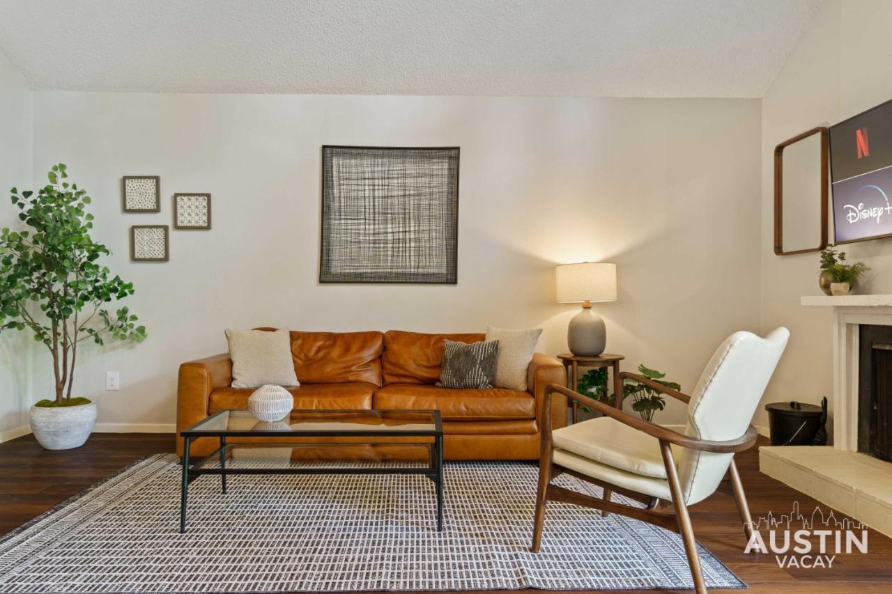 Holiday home Comfortable Living In Atx With Private Deck And Office Austin