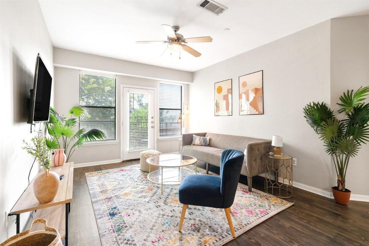 Modern 2b Near Downtown With Pool And Cozy King Beds * Austin