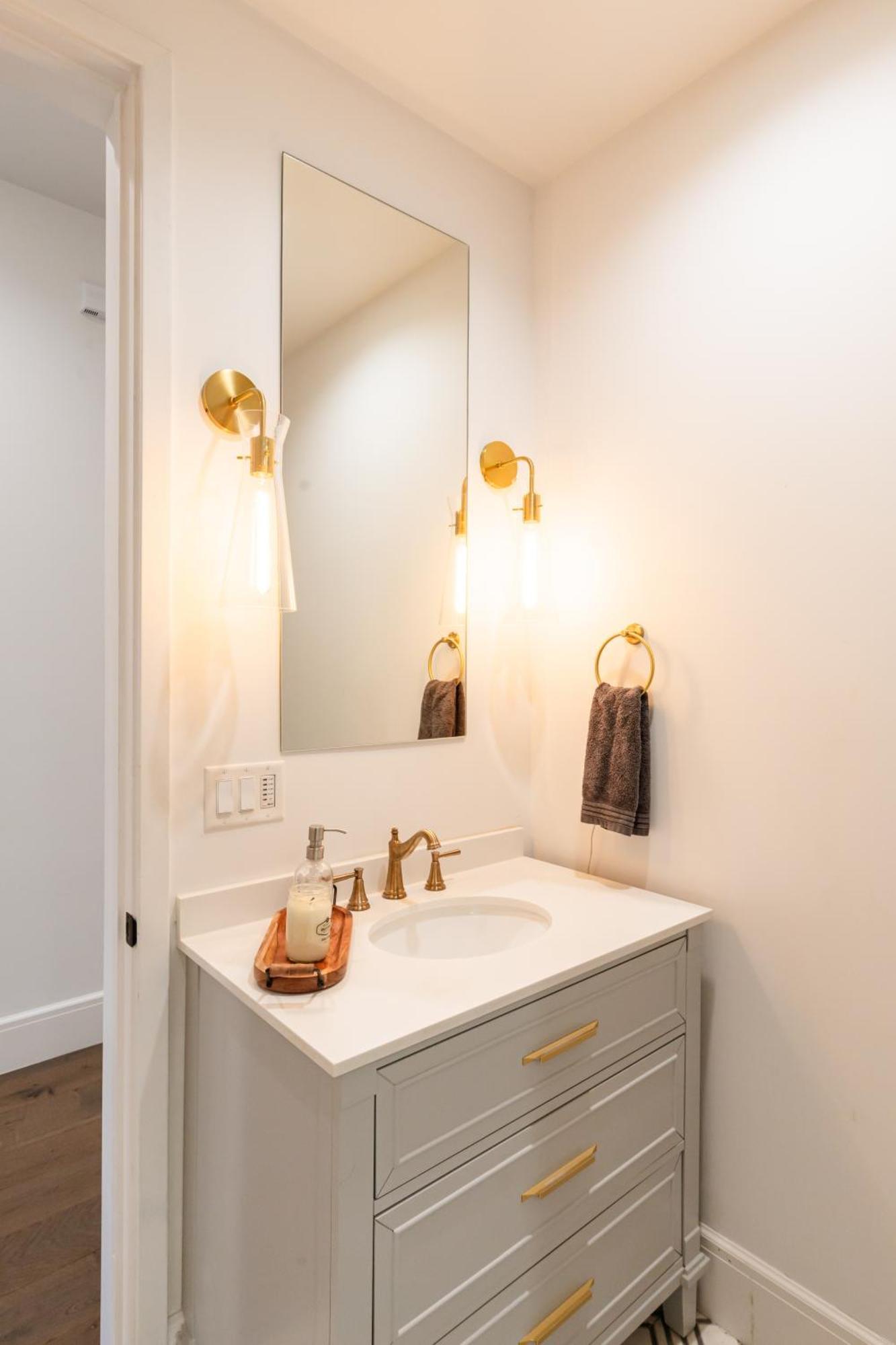 Downtown Atx Farm Haus Holiday home Austin