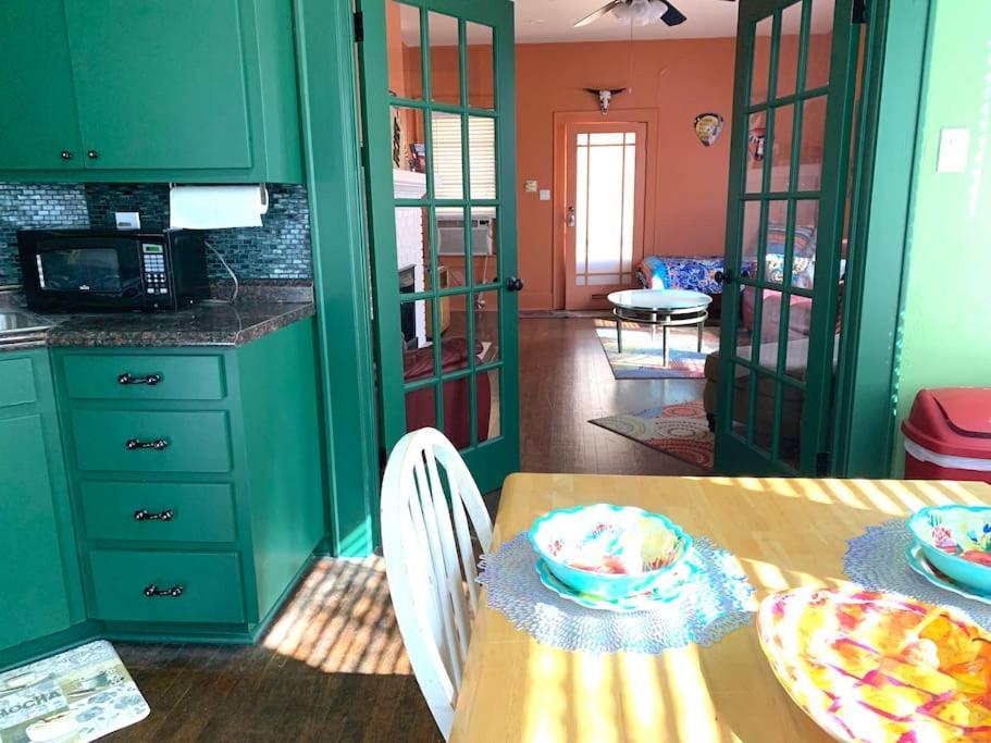 Apartment Great Location Downtown Austin-fenced Area For Dogs, Near Ut Austin