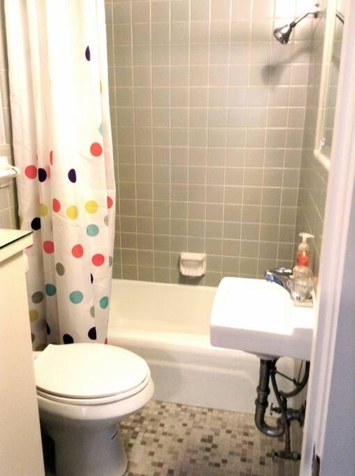 Great Location Downtown Austin-fenced Area For Dogs, Near Ut *
