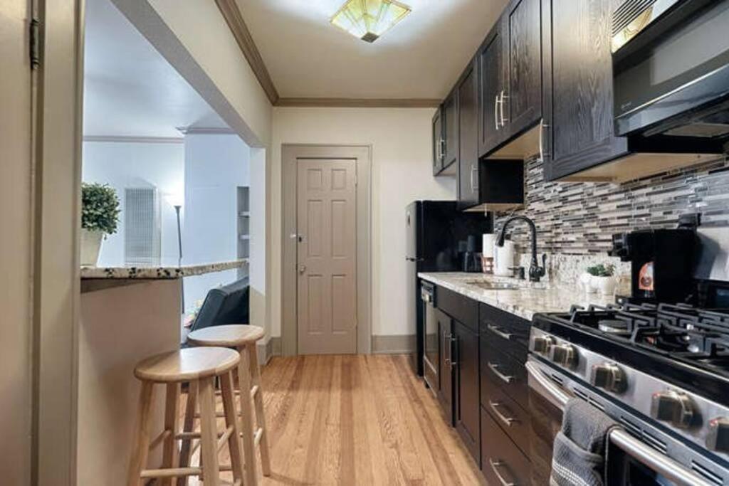 Apartment Great Location Downtown Austin-fenced Area For Dogs, Near Ut *