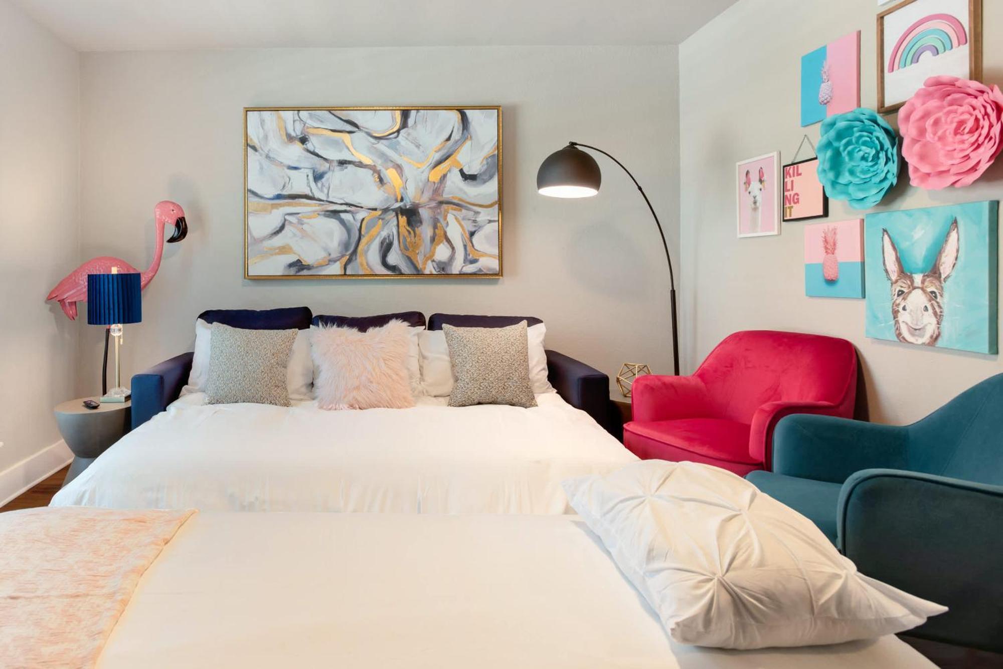 The Flamingo 103 L Pool L Sleeps 5 L 65 Smart Tv Apartment