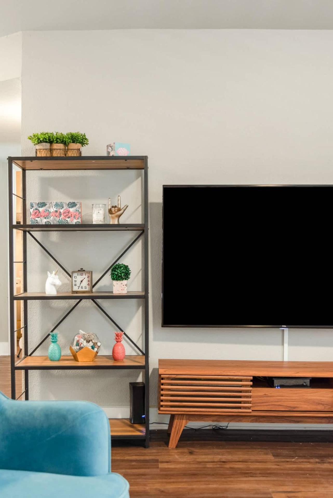 Apartment The Flamingo 103 L Pool L Sleeps 5 L 65 Smart Tv *