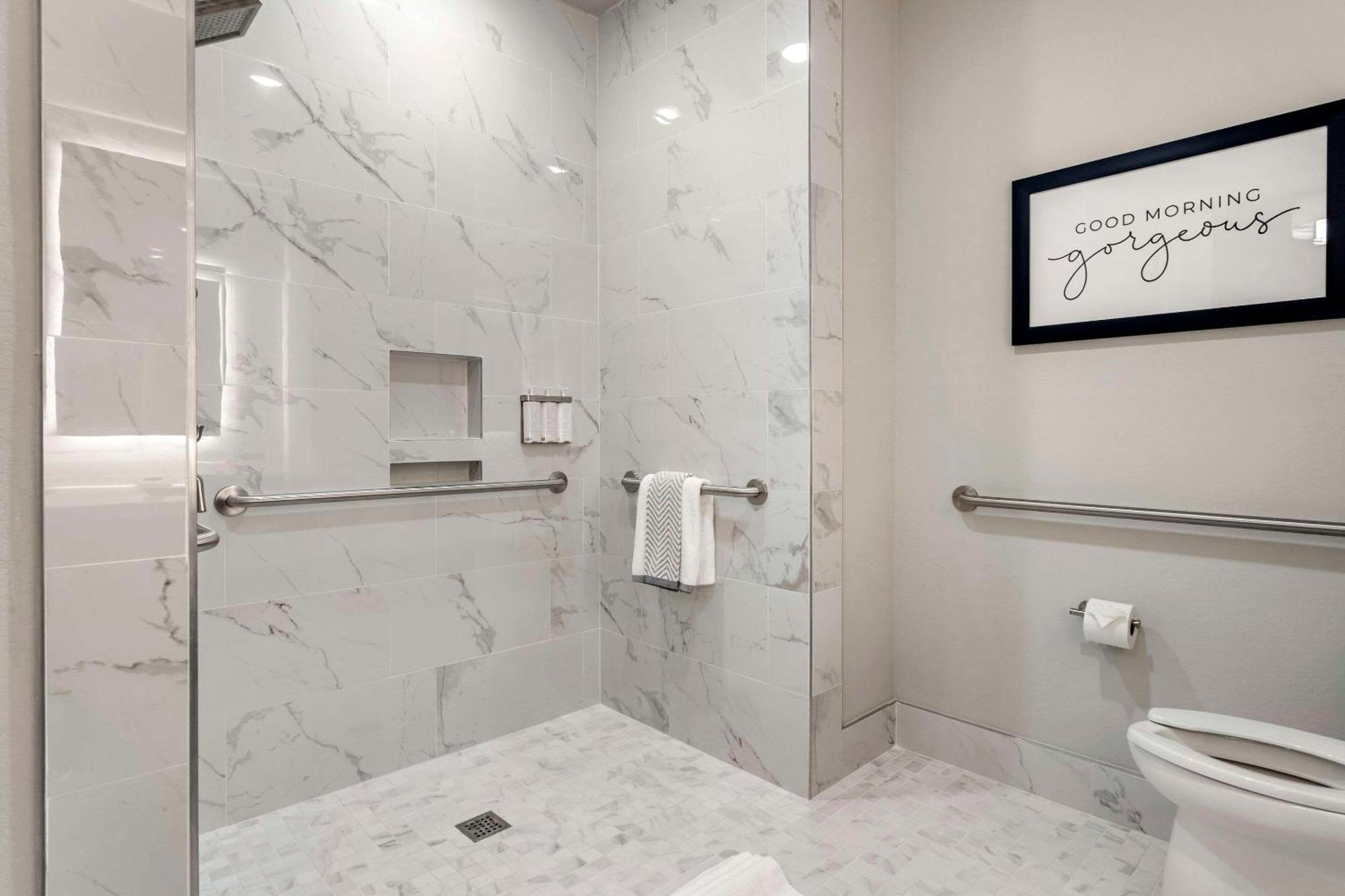 Cambria Uptown Near The Domain Hotel Austin