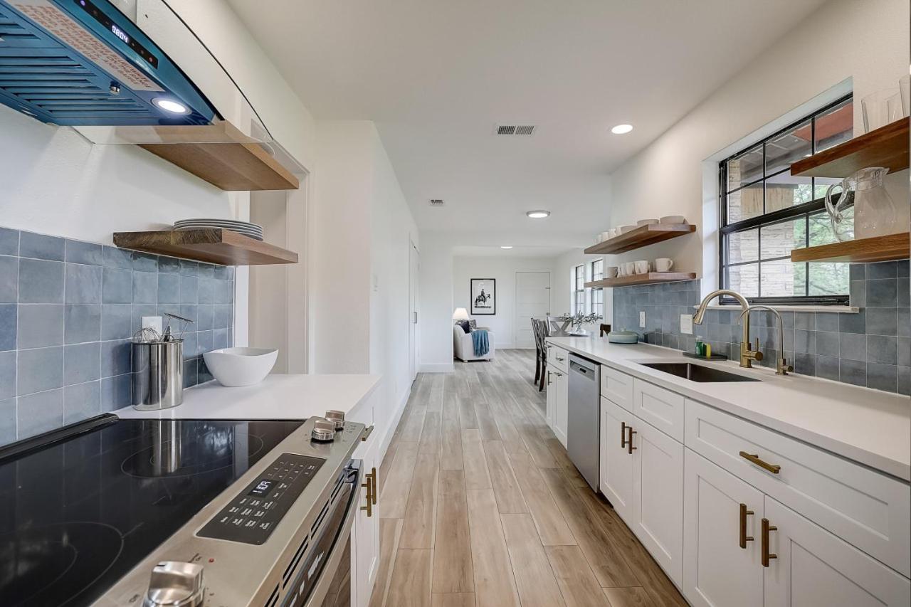 Dunlap Oasis Spacious 5br 12mi To Dt * Austin